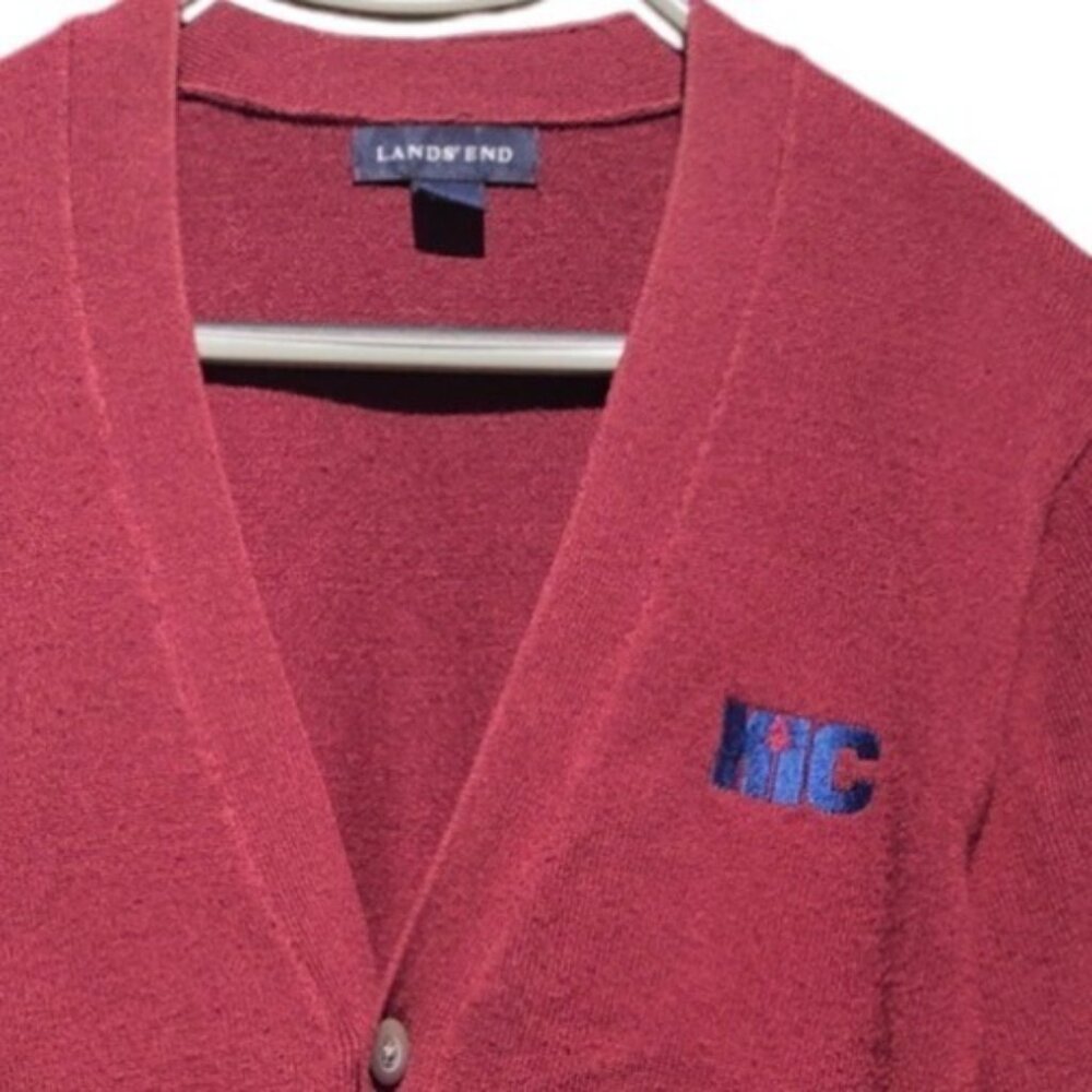 Lands End Mens Cardigan Sweater in Burgundy Embroidered KIC Size Small - Picture 2 of 3